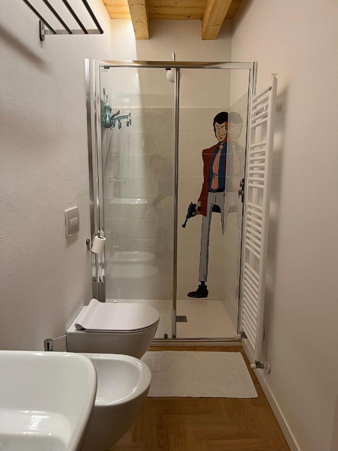 La Piccola Casa Al Lago - Intera Casa Con 3 Camere E 2 Box Salò Buitenkant foto
