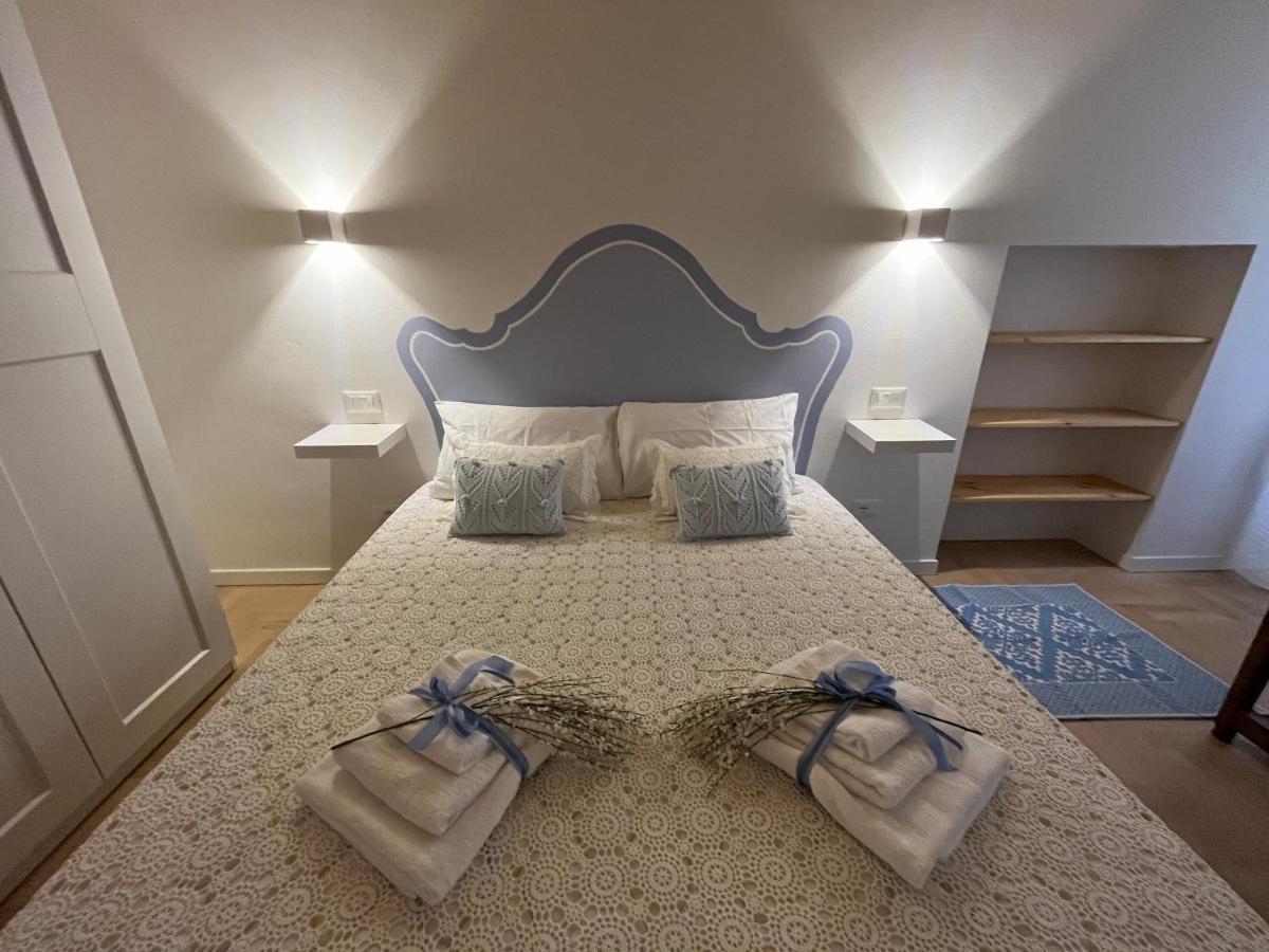 La Piccola Casa Al Lago - Intera Casa Con 3 Camere E 2 Box Salò Buitenkant foto