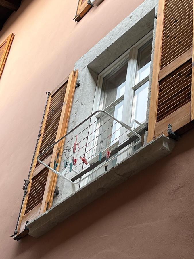 La Piccola Casa Al Lago - Intera Casa Con 3 Camere E 2 Box Salò Buitenkant foto